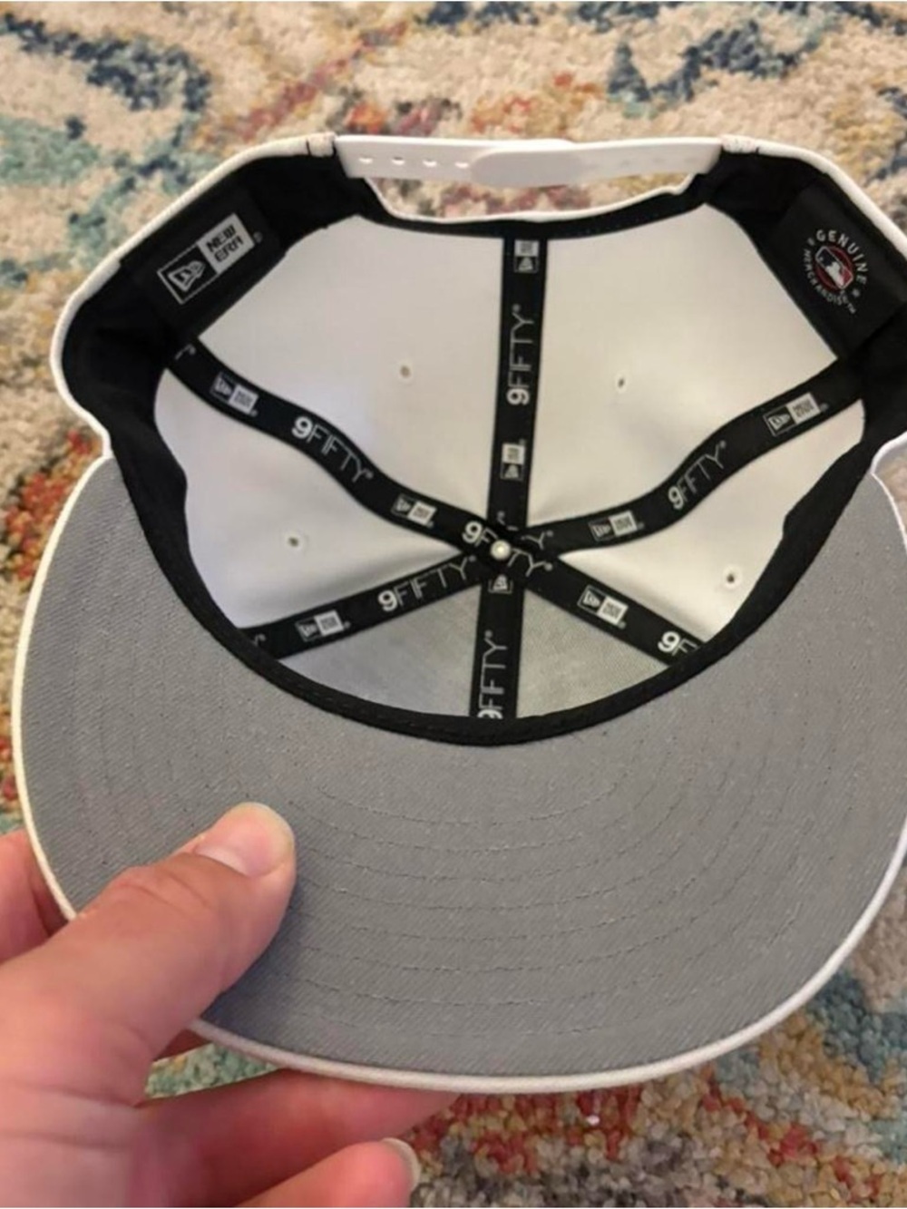 New Era White NY Embroidered Snapback Hat - Picture 5 of 5
